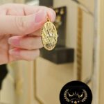 مدال طرح بیضی نقش دار